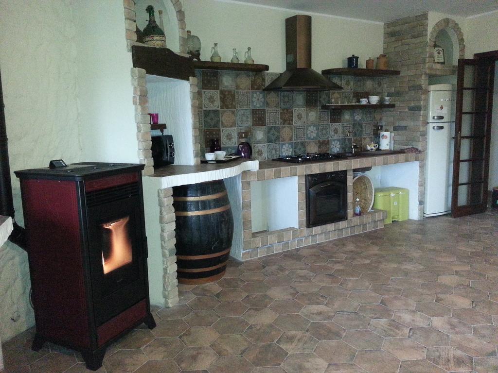 B&B Antica Botte סאסארי חדר תמונה
